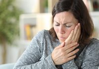 Symptoms of TMJ disorder