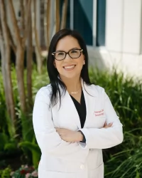 Dr. Rosannah Velasquez