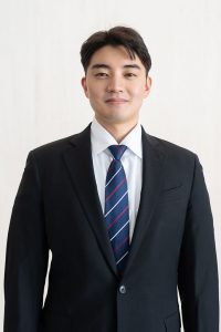 Dr. Joshua Rhee